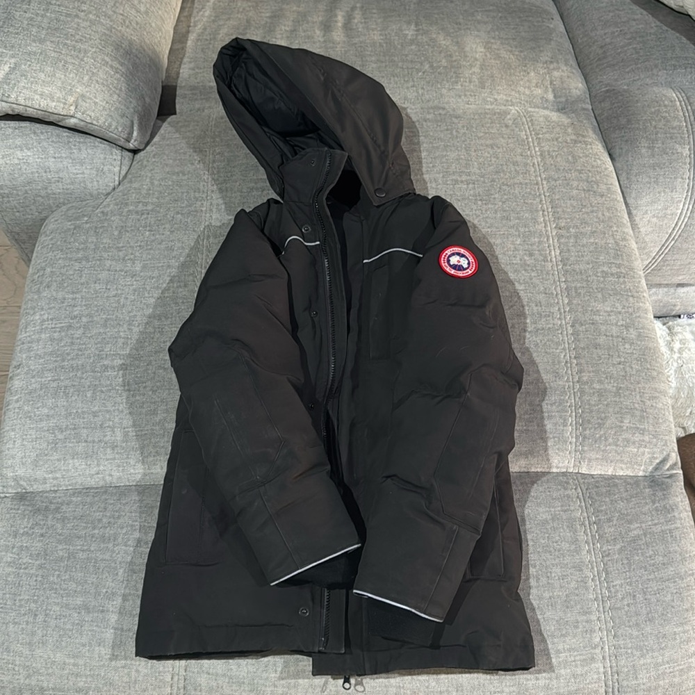Authentic Canada goose  youth jacket size 10–12